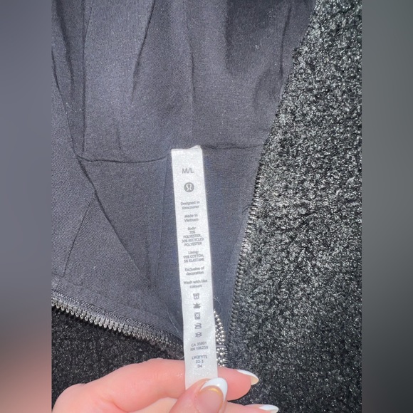 Lululemon Scuba half-zip teddy pullover - Picture 3 of 3